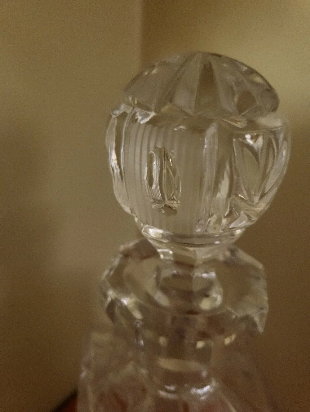 Handcut Clear And Frosted Crystal Glass 11.5 x 3.5 Inch Decanter With Stopper